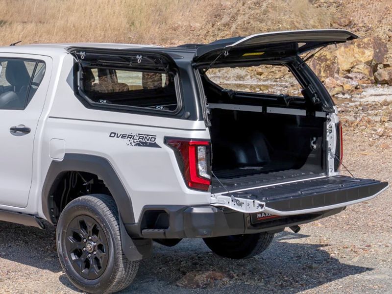 MaxTop Venture Hardtop Canopy Toyota Hilux 26+ Double Cab