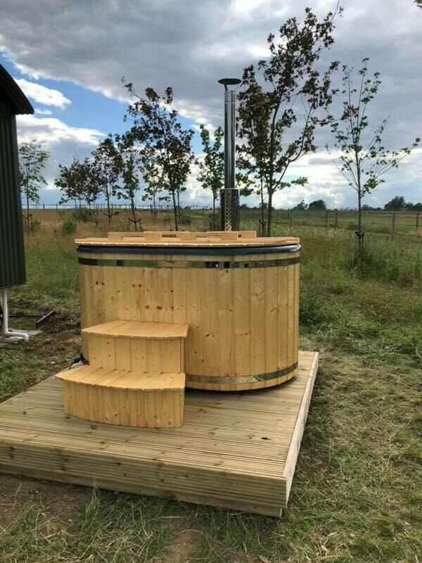 Use of Hot Tub (Per stay)