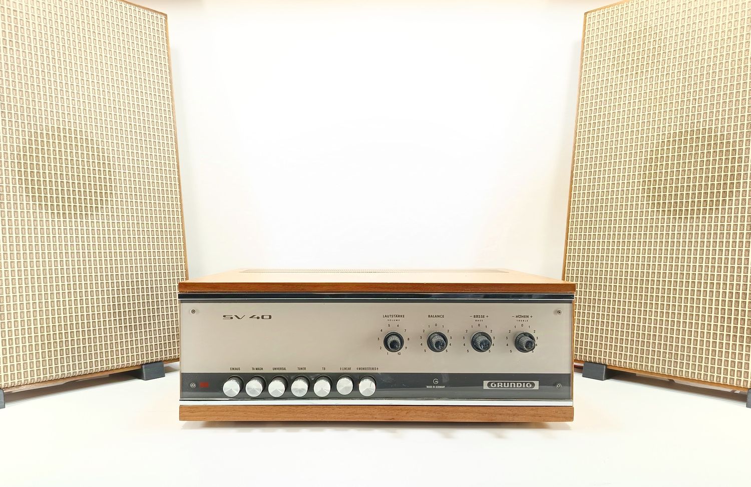 Grundig SV40