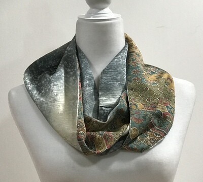 Double infinity scarf
6.5 x 64in