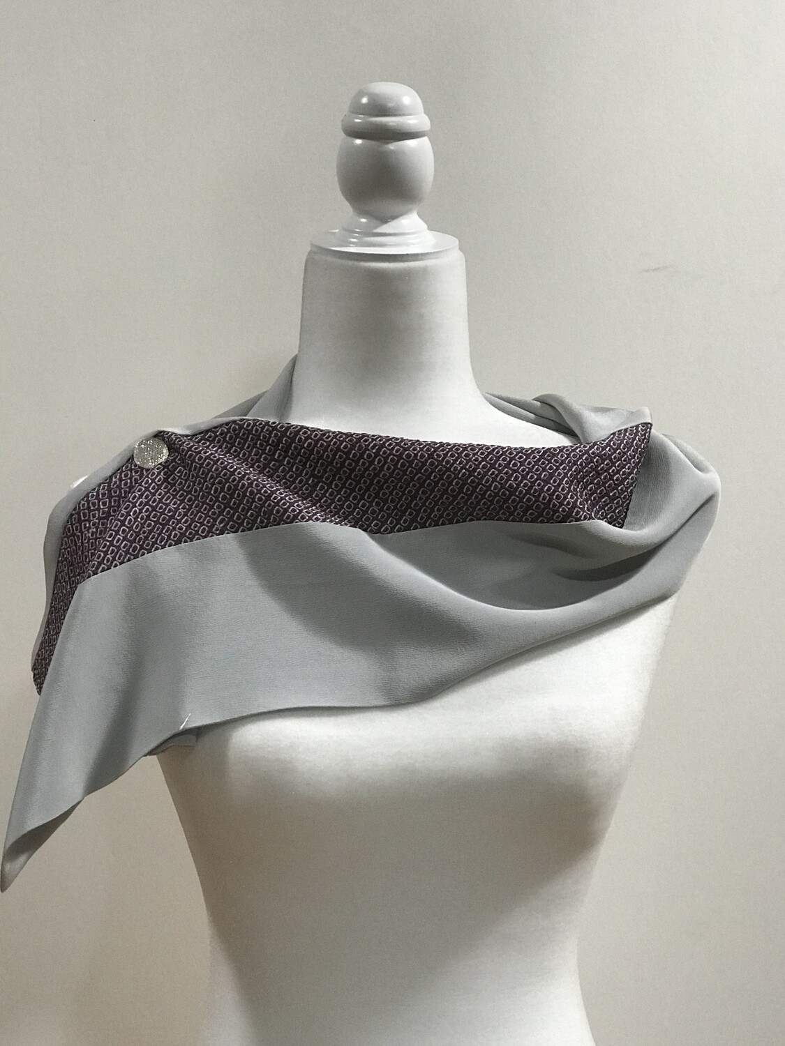 Scarf
8 x 43in