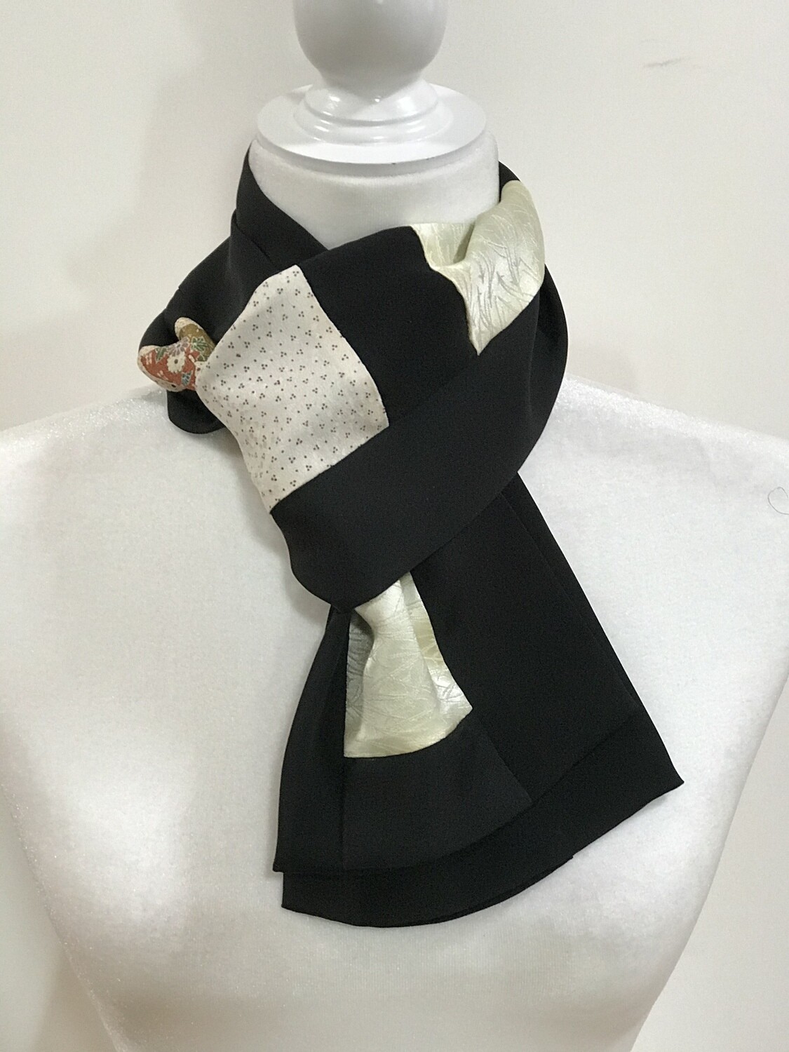 Scarf 
6.5 x 52in
