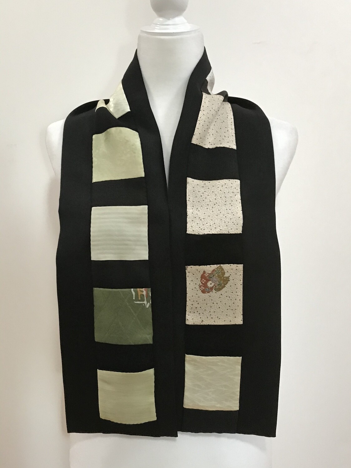 Scarf 
6.5 x 52in
