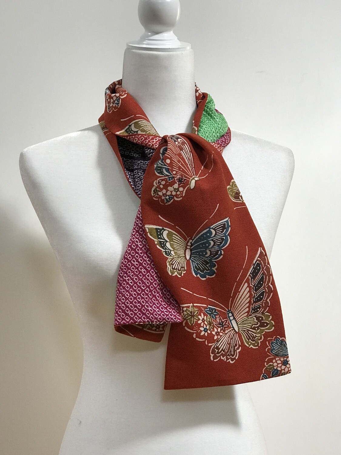 Scarf 
6.5 x 50.5in