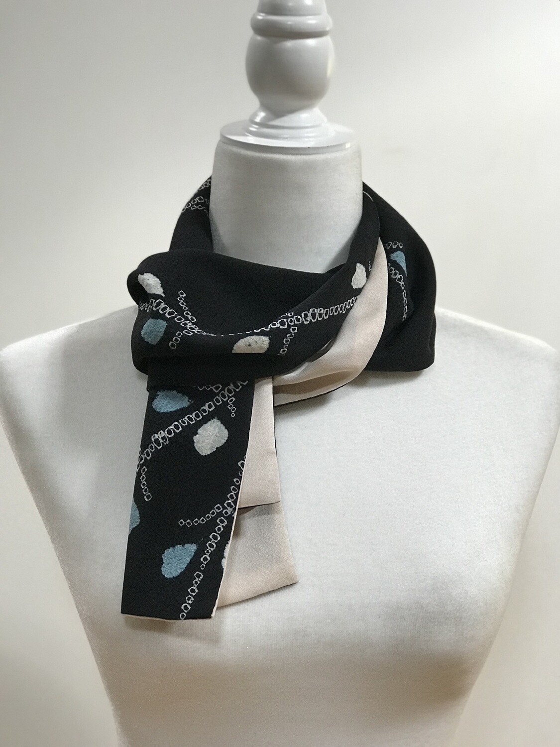 Scarf
6.5 x 55 in