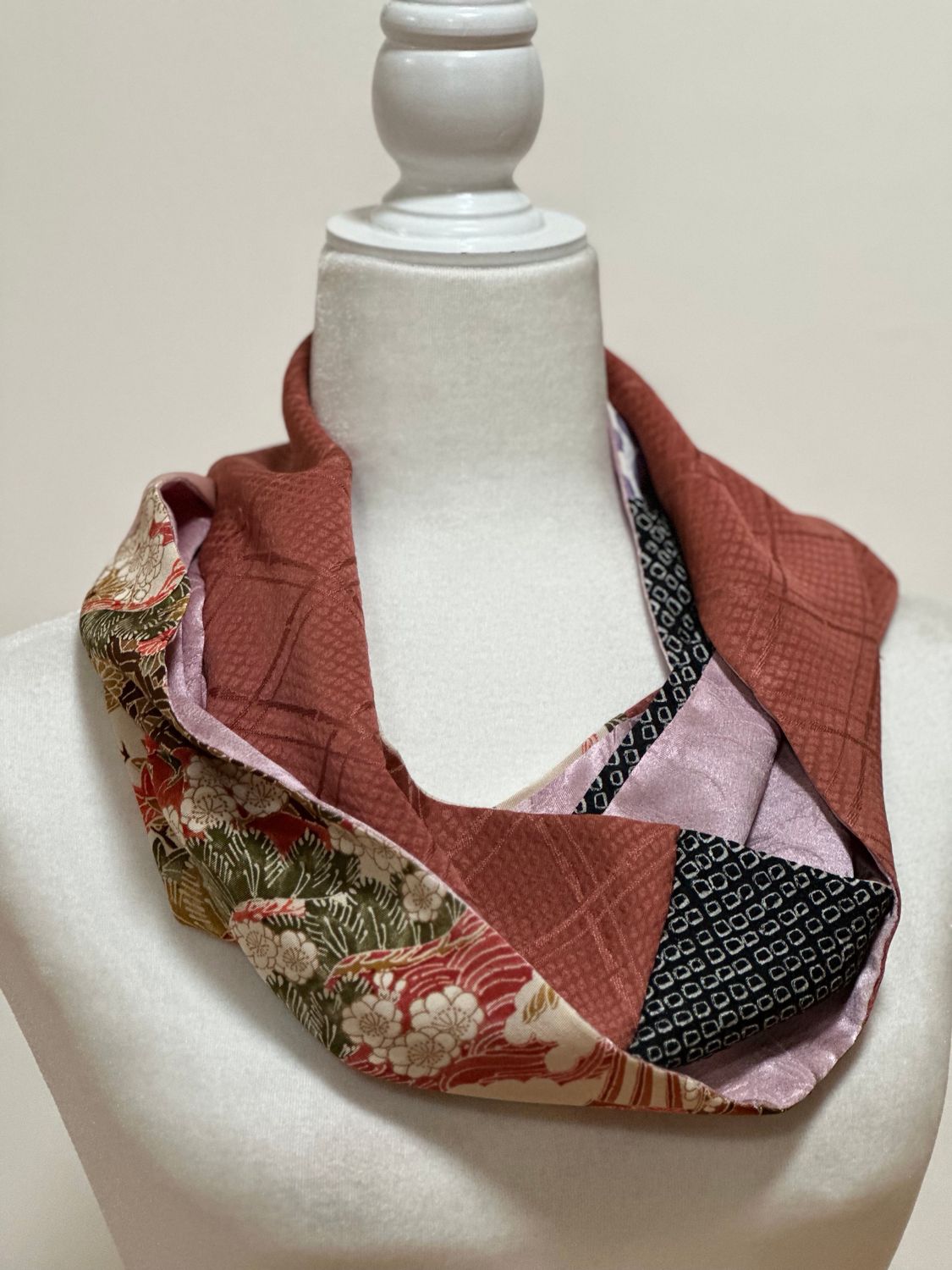 Double infinity scarf  Size: 7 x 61