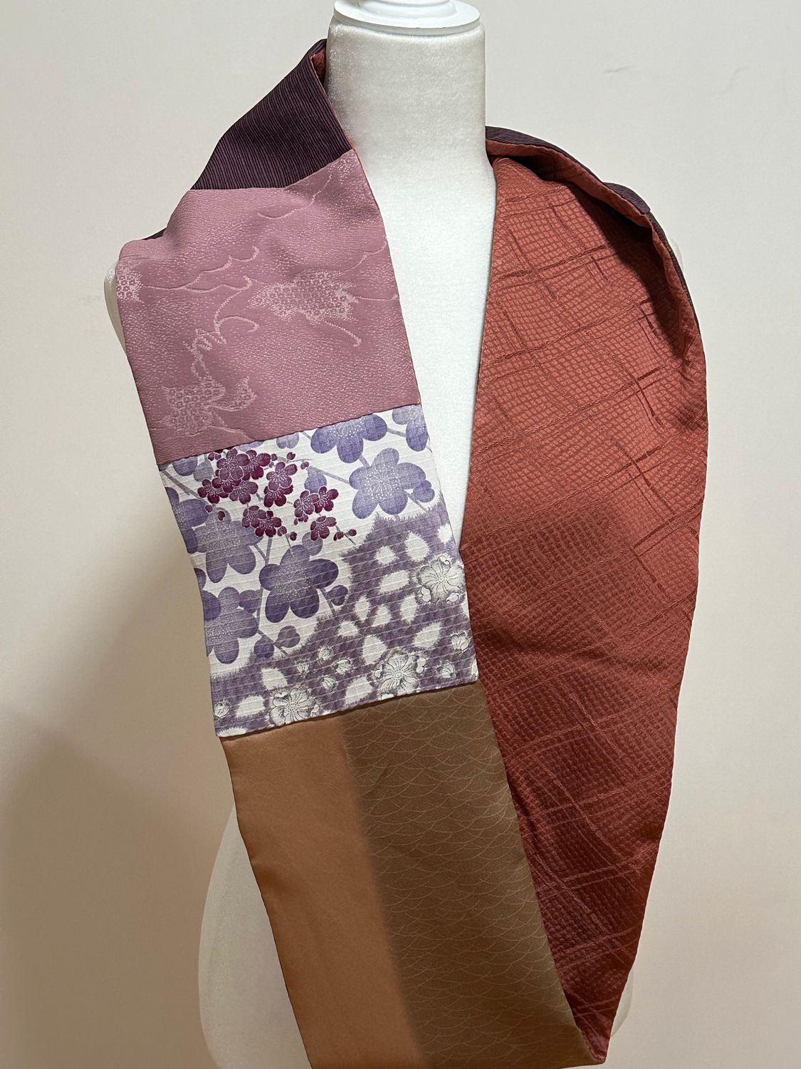 Double infinity scarf Size: 6.5 x 60
