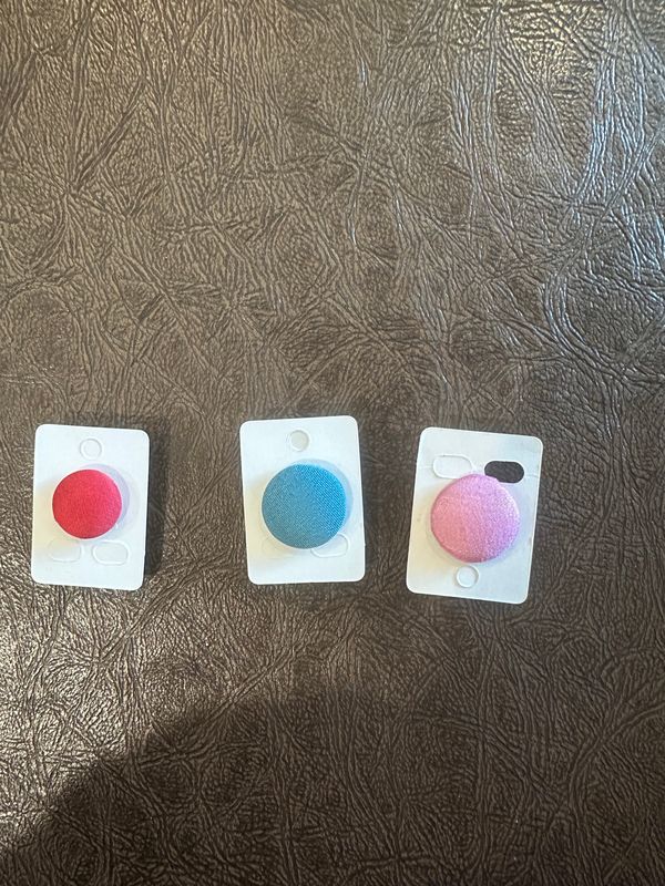 Scarf Magnets, Machiko Original 1 in diameter.