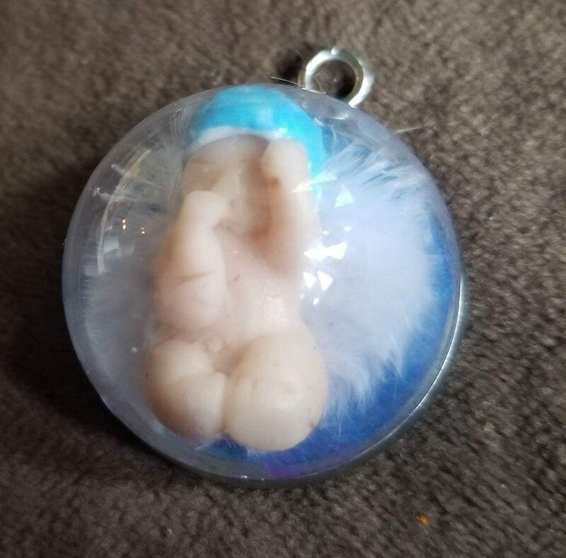 Male pendant