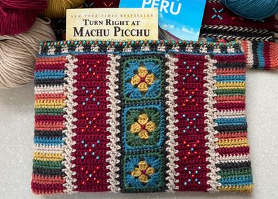 CATALINA BEADED POUCH