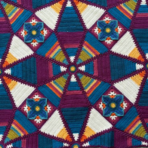 ROYAL GARDEN CROCHET BLANKET