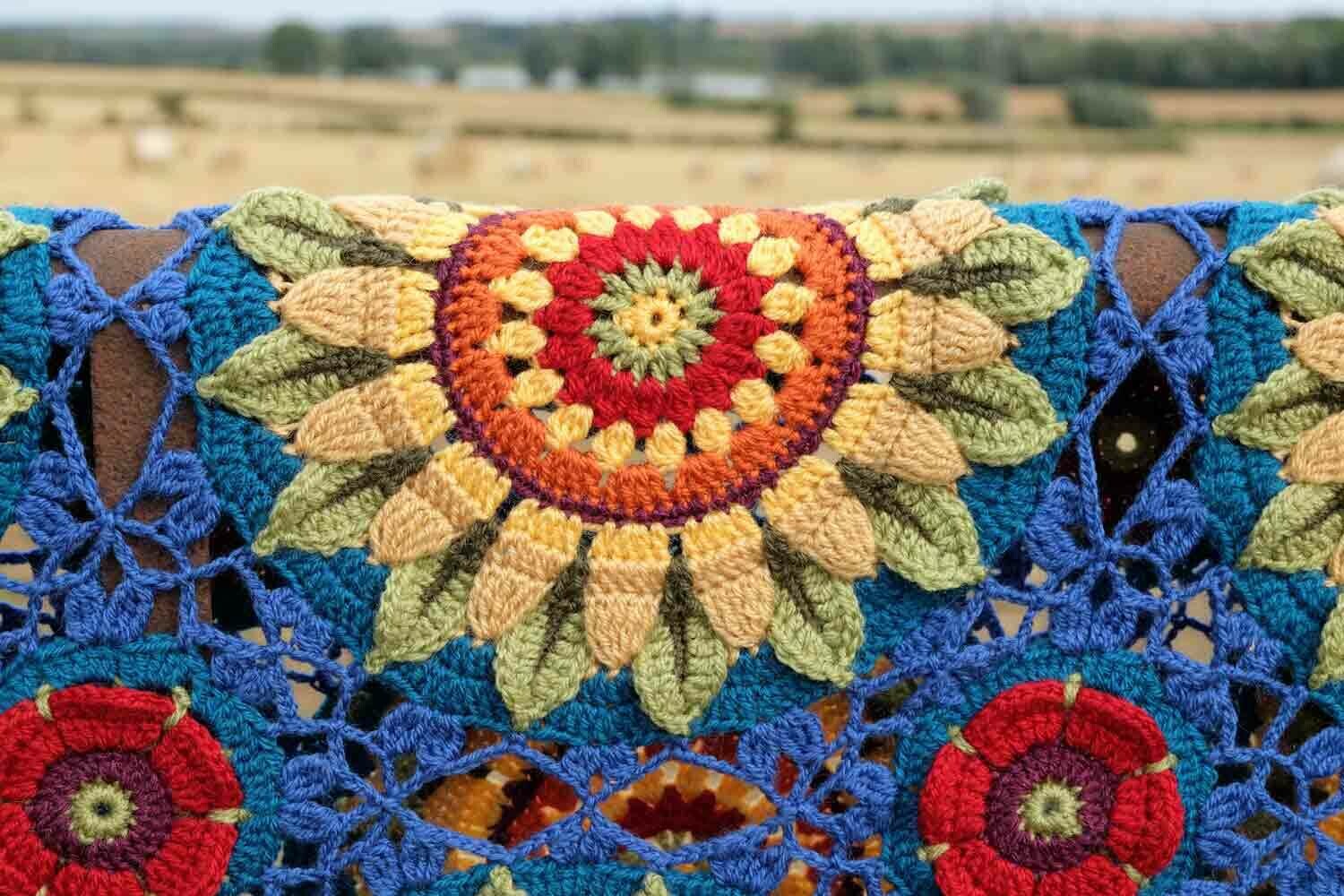 FIELDS OF GOLD BLANKET PAPER PATTERN