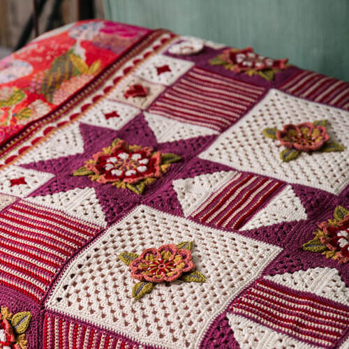 INDIGO & CRIMSON DREAMS PAPER PATTERN
