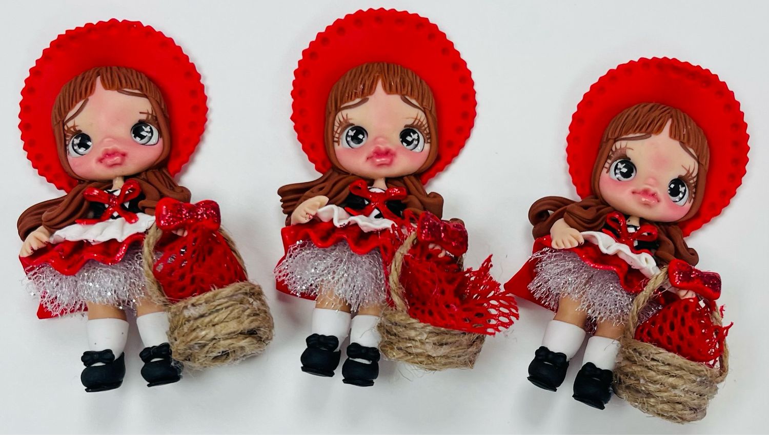 Muñeca Caperusita Roja