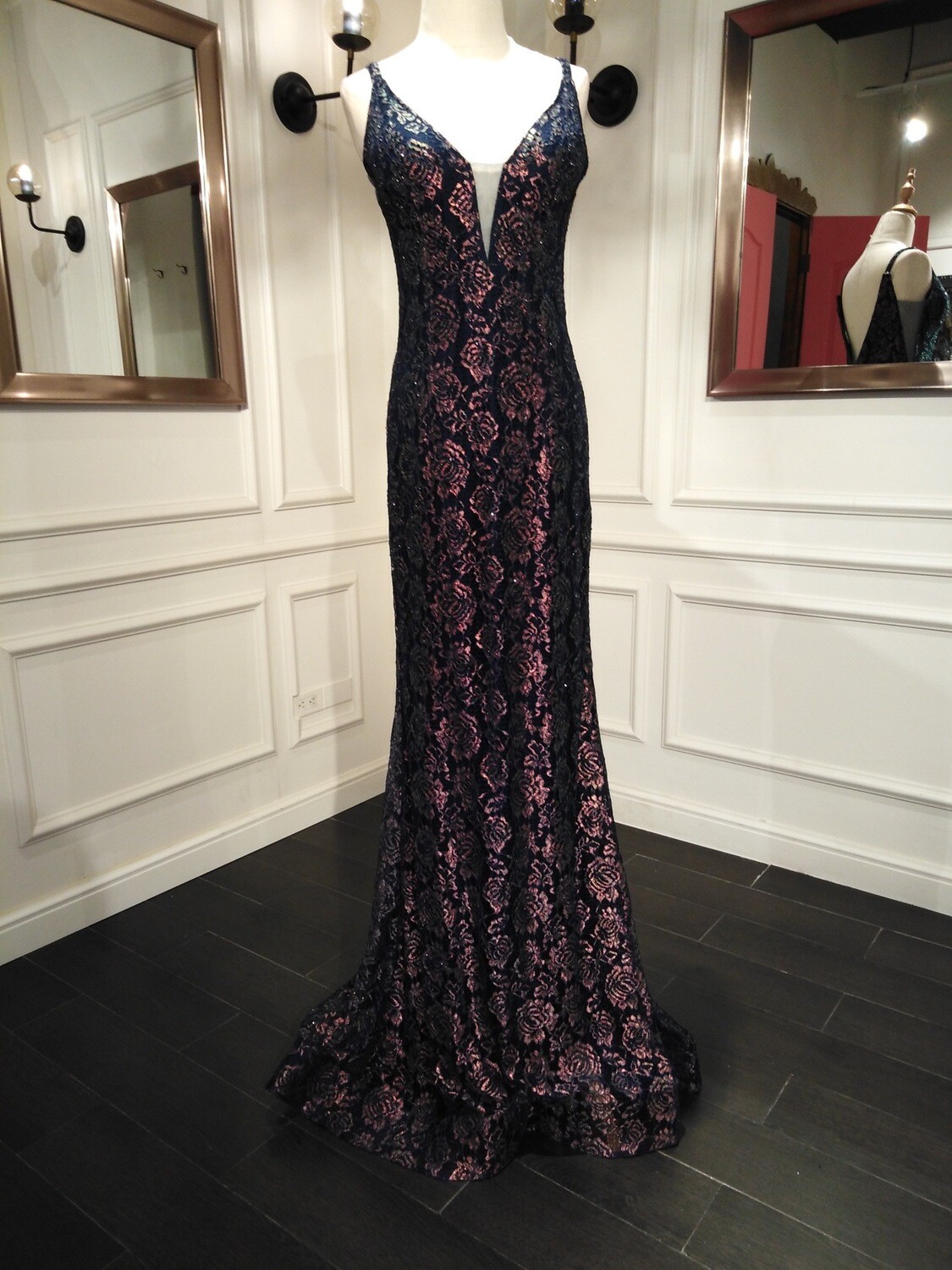 Vestido largo corte recto, color azul navy. Talla S