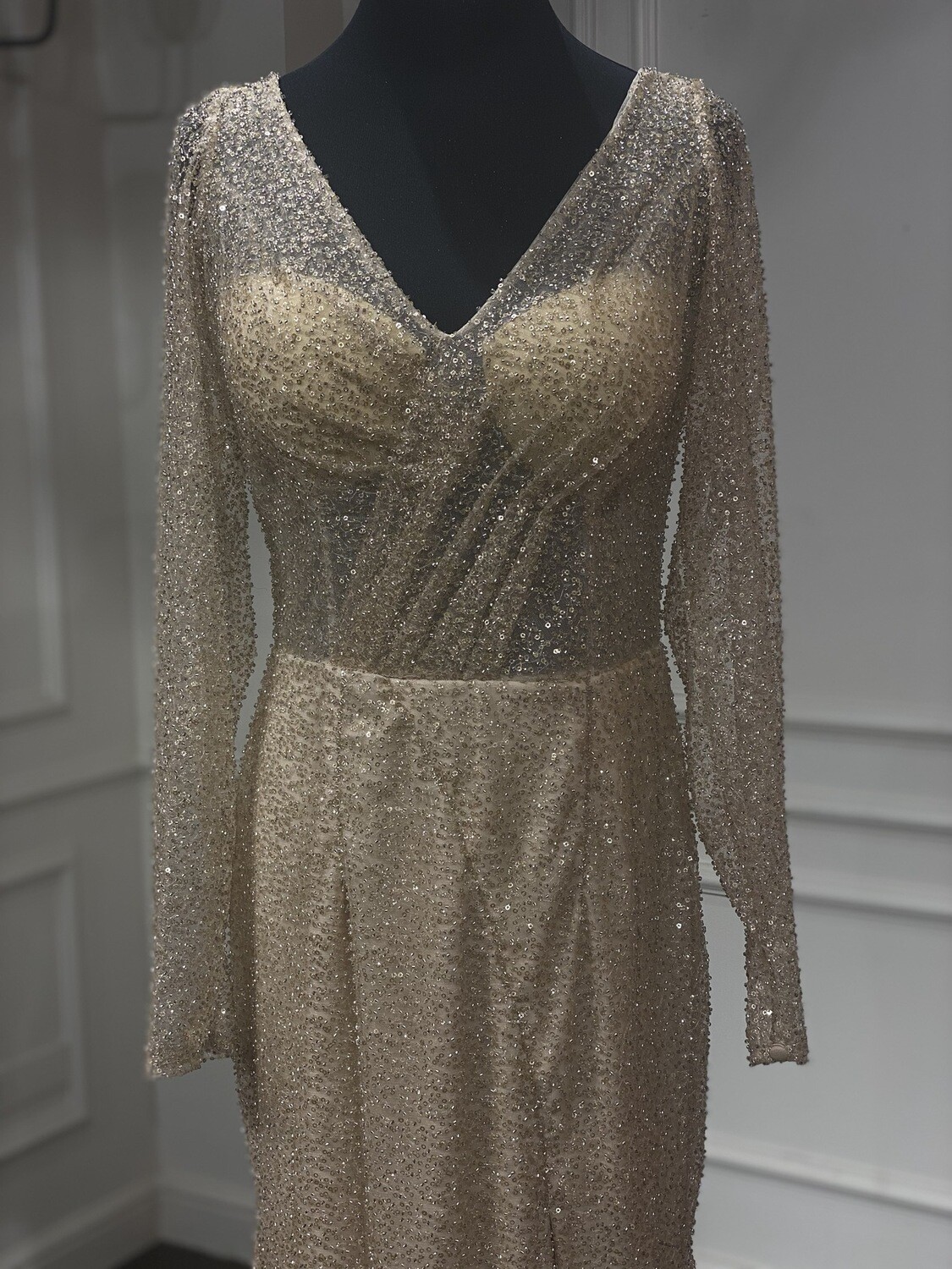 Vestido Largo Corte Recto Color Dorado