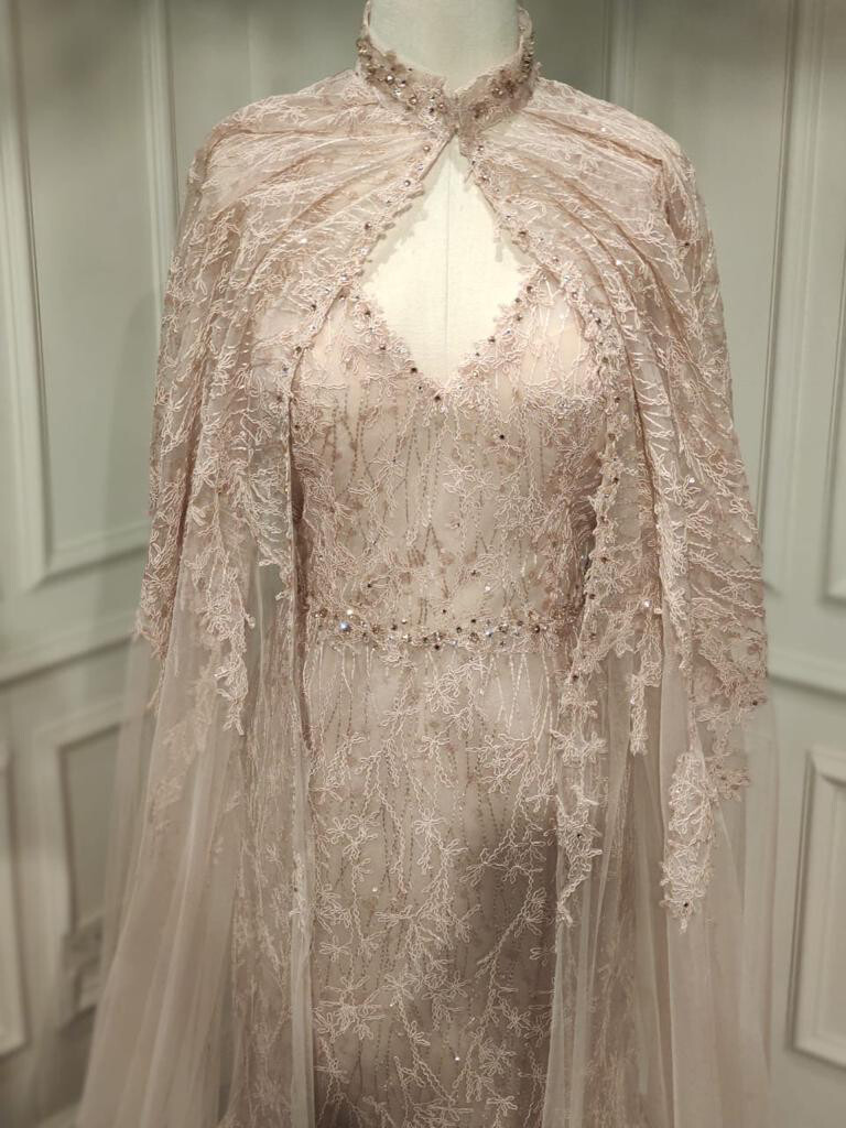 REBAJADO - VESTIDO LARGO EN DESCUENTO COLOR	PEACH	TALLA:	44	EU	/	12	US