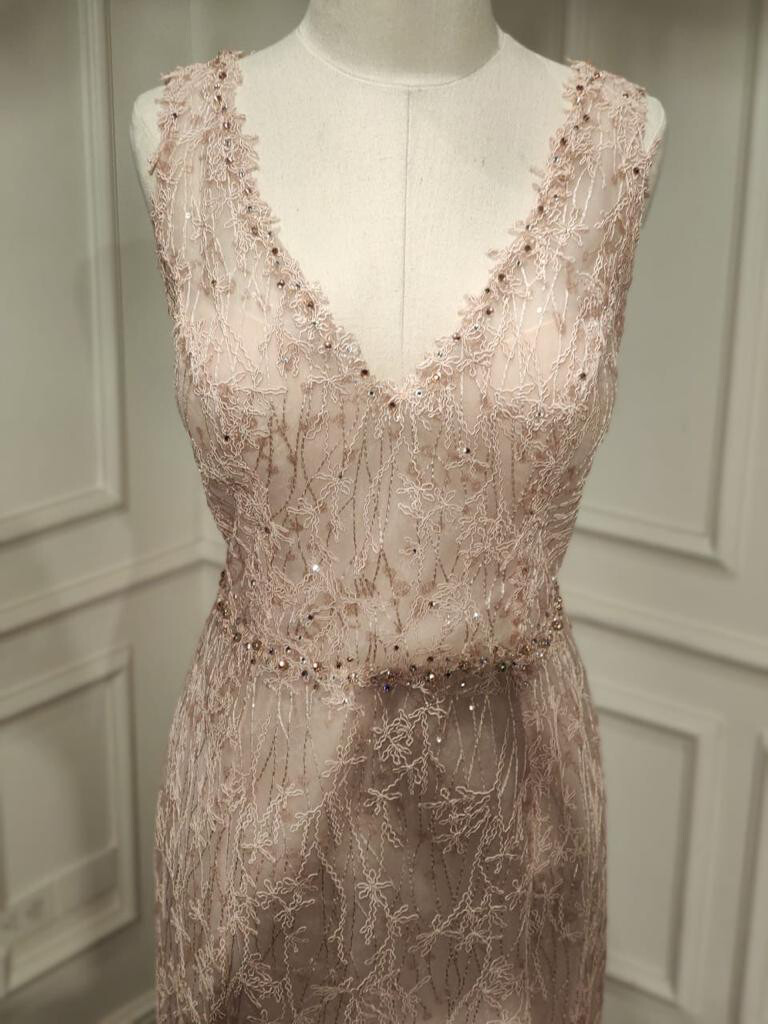 REBAJADO - VESTIDO LARGO EN DESCUENTO COLOR	PEACH	TALLA:	44	EU	/	12	US