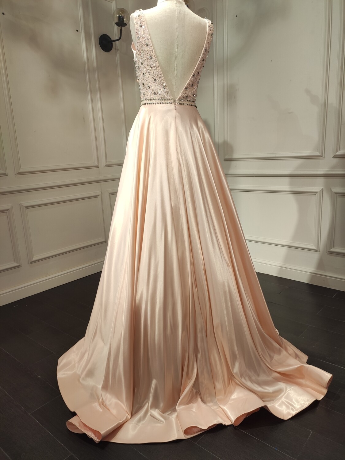 Vestido	Largo	de	color	Peach	en	Talla:	( XS )	38	Es	o	6	Uk