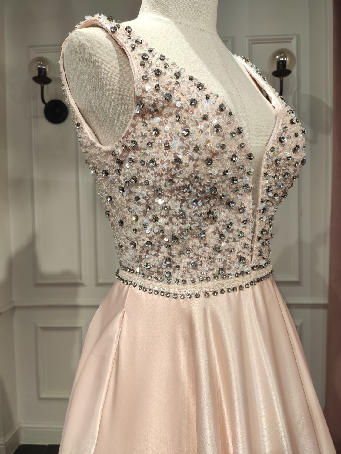 Vestido	Largo	de	color	Peach	en	Talla:	( XS )	38	Es	o	6	Uk