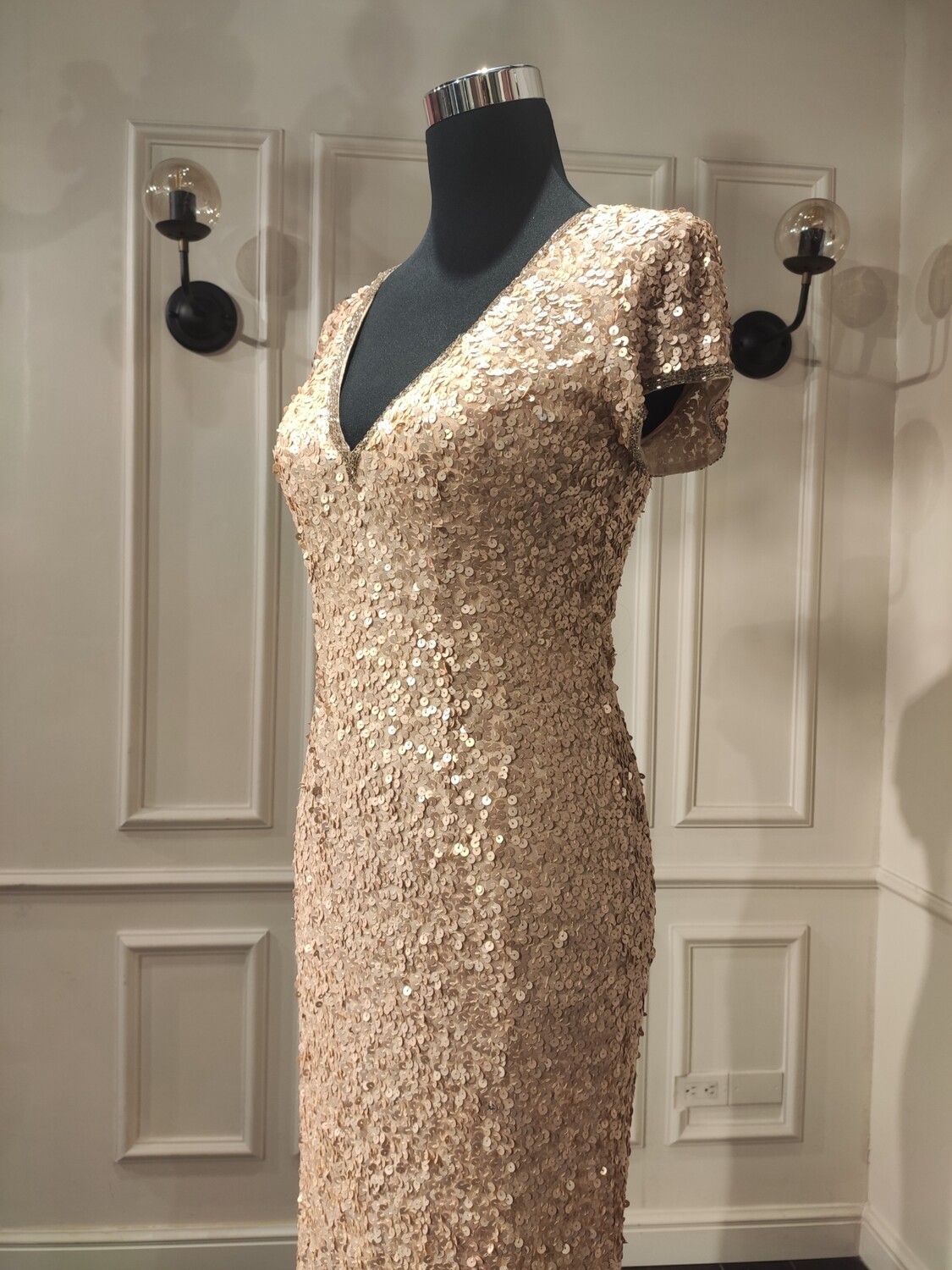PRECIO REBAJADO -	Vestido	color	Durazno/	Rose Gold	de	Talla: 	8