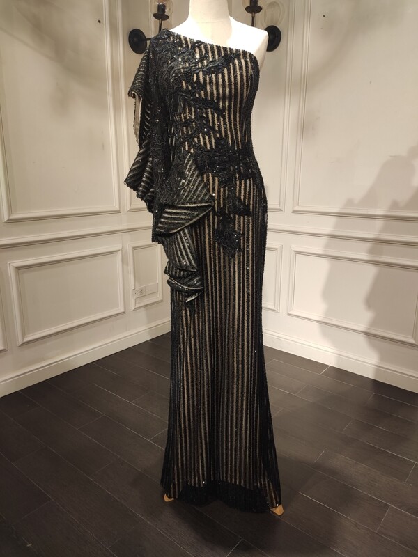 Vestido Largo  Corte Recto Color Negro