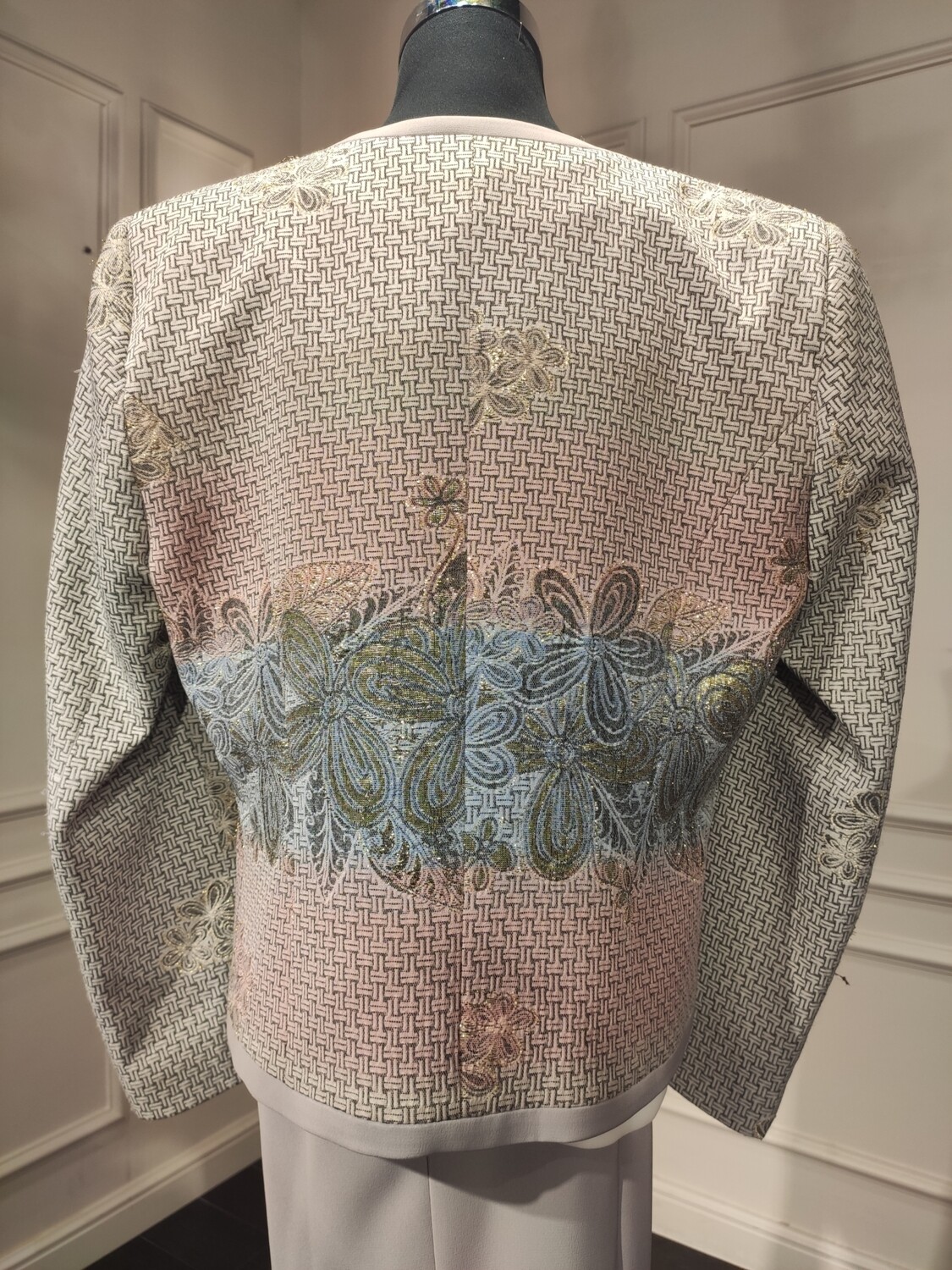 Conjunto	Gris	,Talla	40