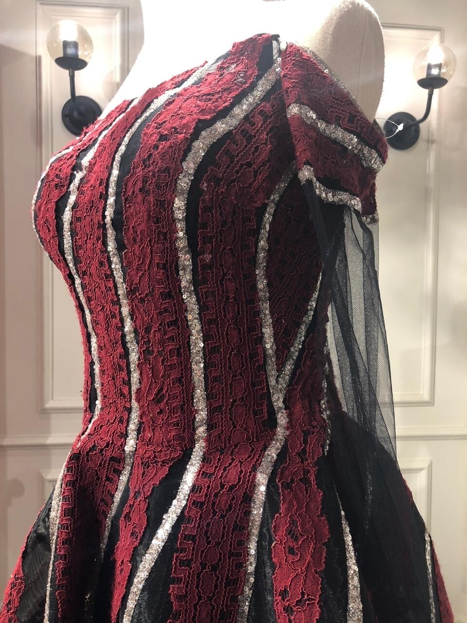 Talla 42 - Black / Red Wine