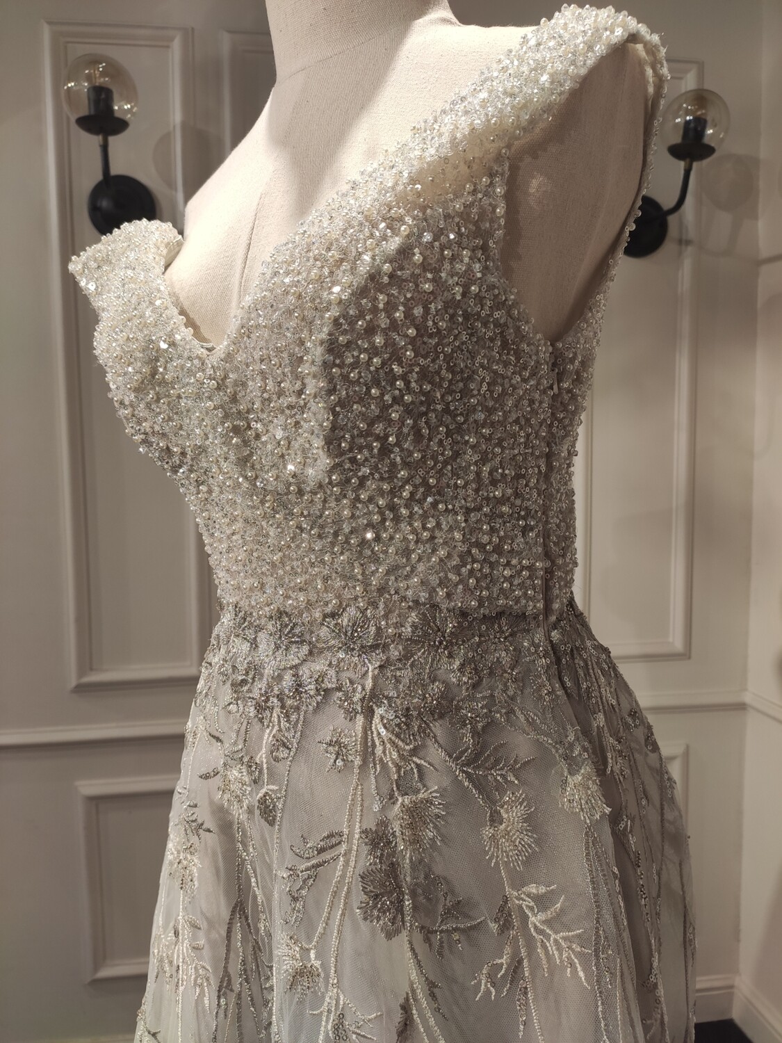REBAJADO - Vestido Largo Talla XS En descuento del 50% Corte A Color Blanco