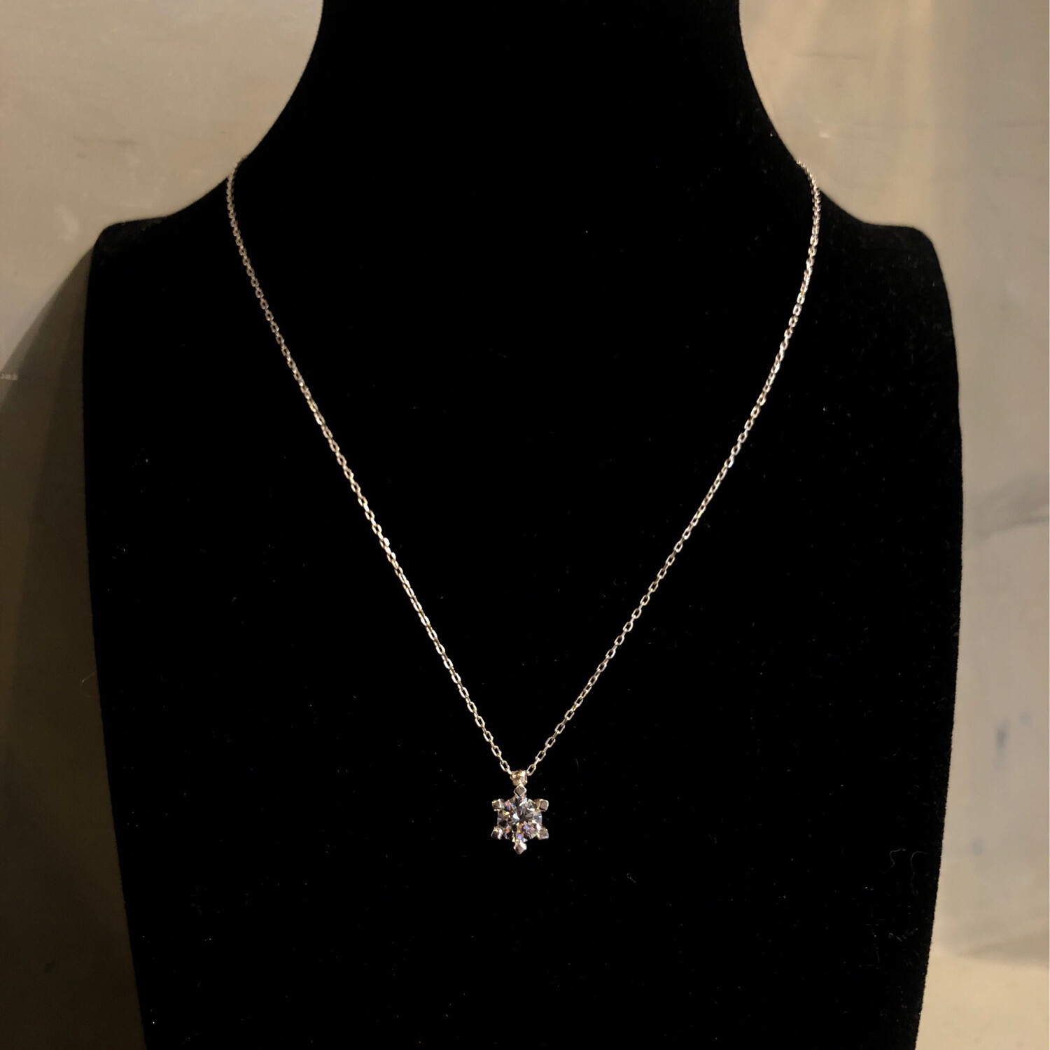 Collar de punto 