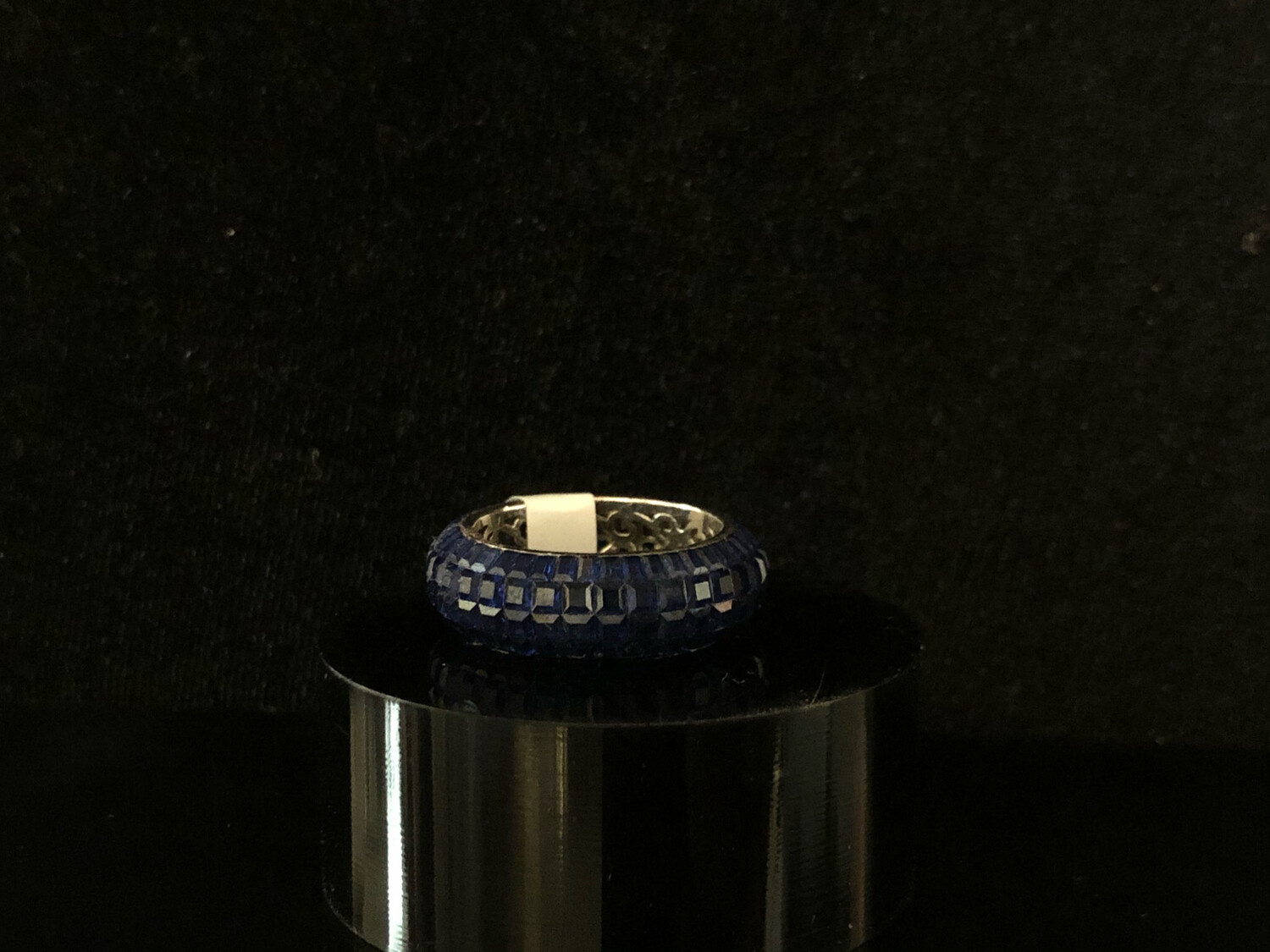 ANILLO DE PEDRERIA AZUL NAVY - FONDO PLATEADO