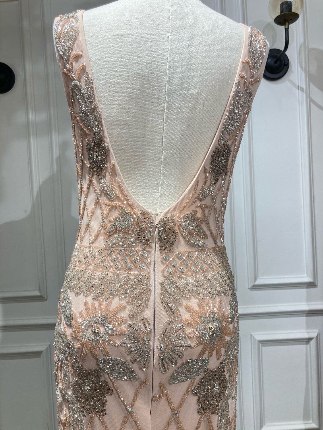 PRECIO REBAJADO -	Vestido	color	Durazno/	Rose Gold	de	Talla: 	8	y	12