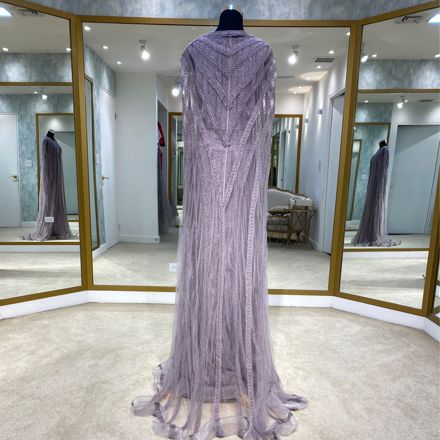VESTIDO LARGO 	COLOR	LILA	TALLA:	46	EU	/	14	US