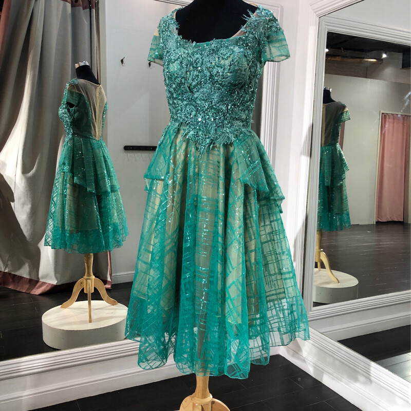 VESTIDO CORTO VERDE MENTA TALLA 40