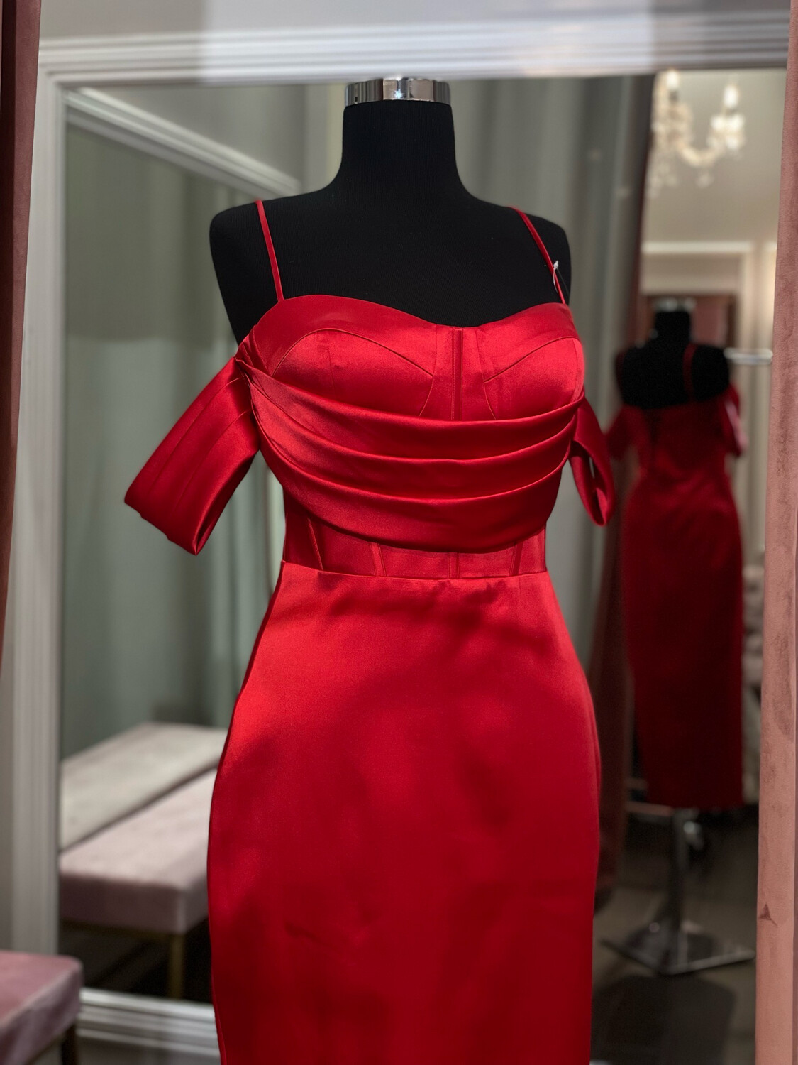 Vestido Rojo de diversas tallas. - Agotados