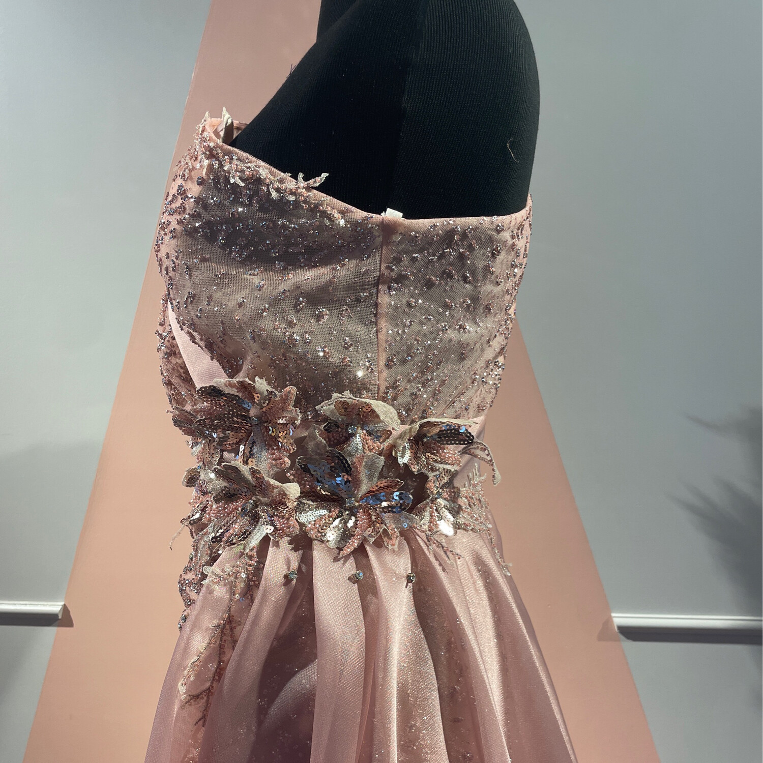 Vestido one shoulder Rosado/Powder-sz 40