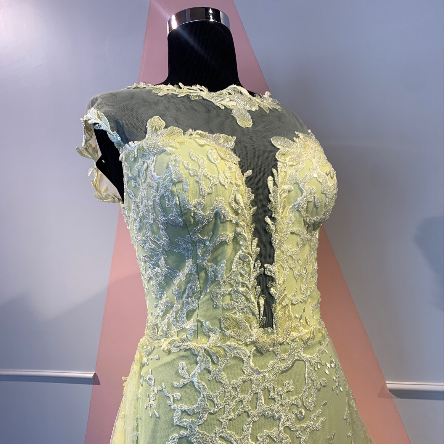 Vestido Largo - Amarillo - Talla: 12