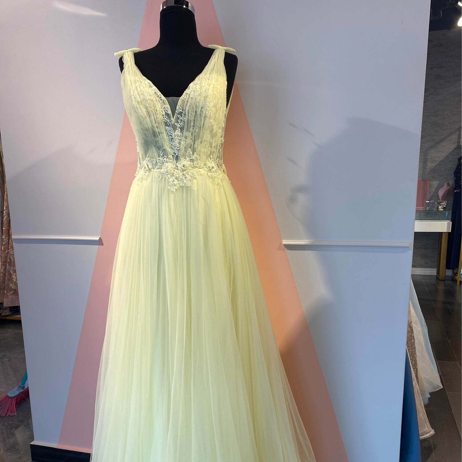 PRECIO REBAJADO -	Vestido	color	Amarillo/	Palido	de	Talla: 	8