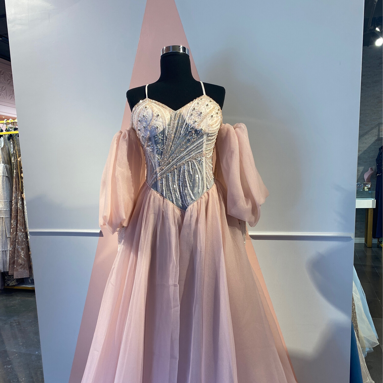 VESTIDO LARGO 	COLOR	ROSADO	TALLA:	42	EU	o	10	US