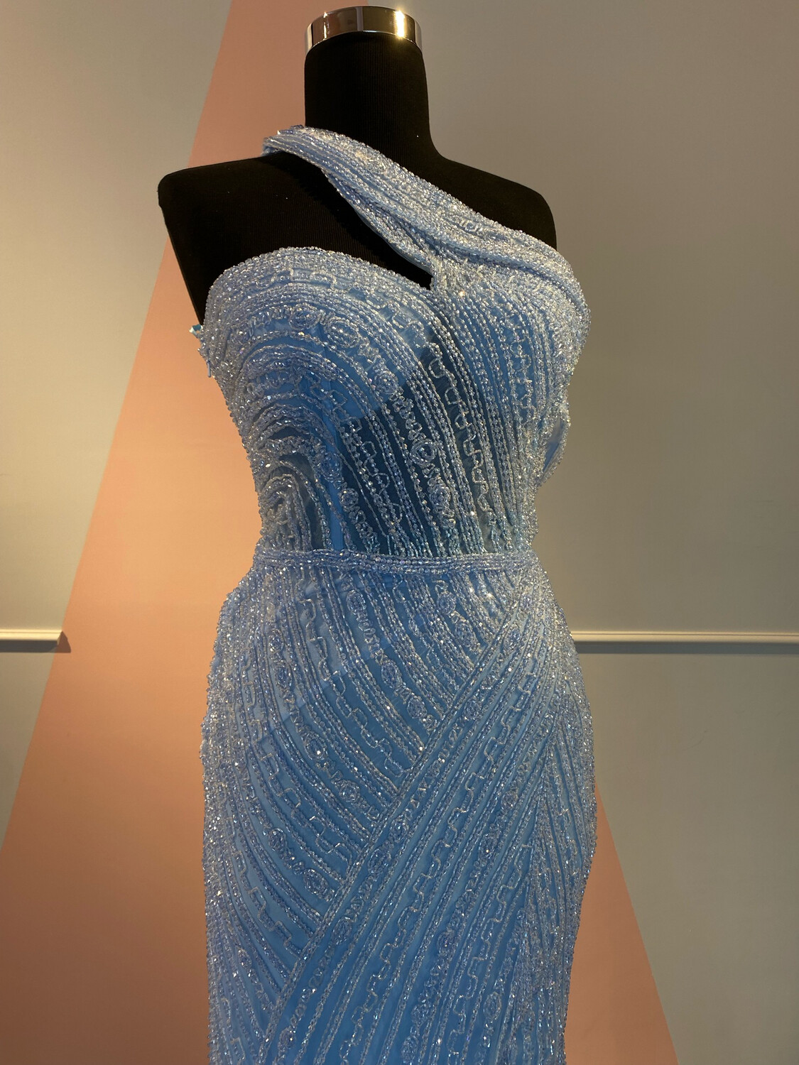 vestido largo celeste -talla 14