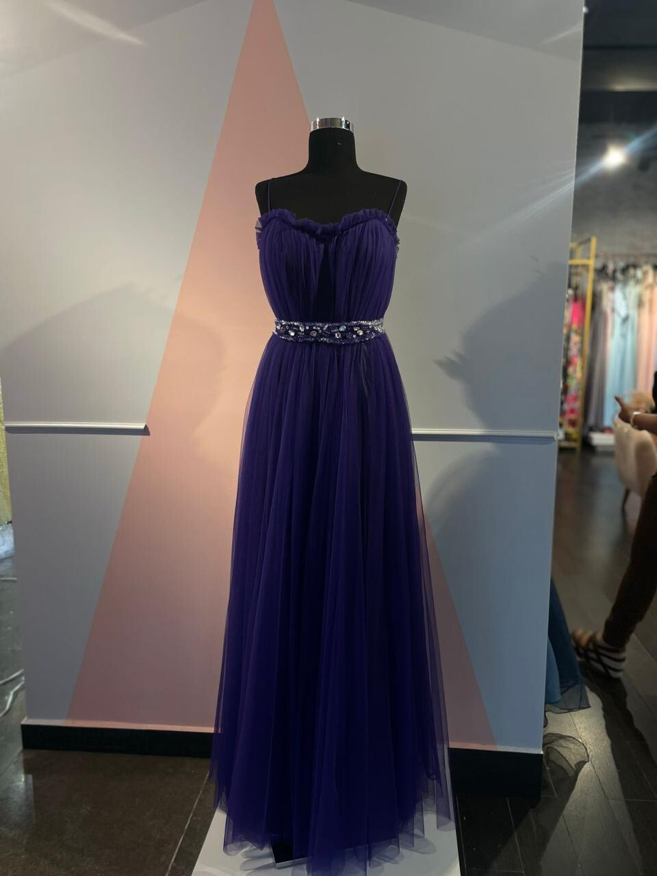 VESTIDO LARGO 	COLOR	MORADO	PURPLE	DE	TALLA:	48	EU	/	16	US