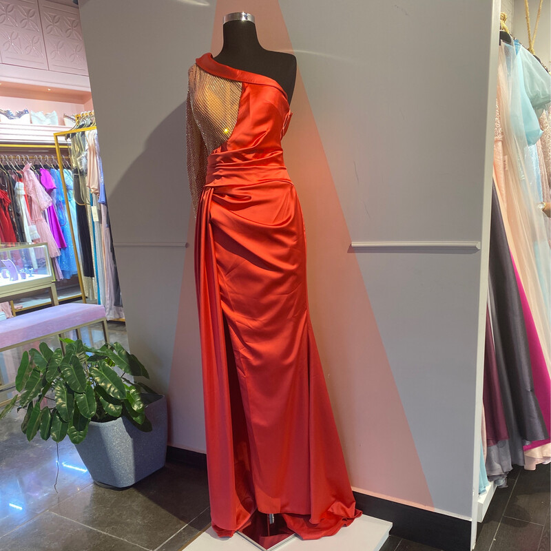 VESTIDO LARGO 	COLOR	ANARANJADO	TALLA:	44	EU	/	12	US