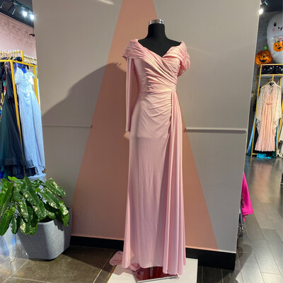 vendido Vestido- Largo- Rosado- Size: 10