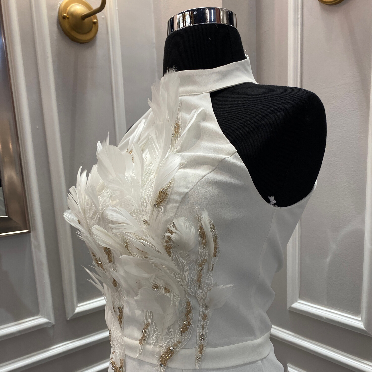 Vestido corto color blanco de diversas tallas