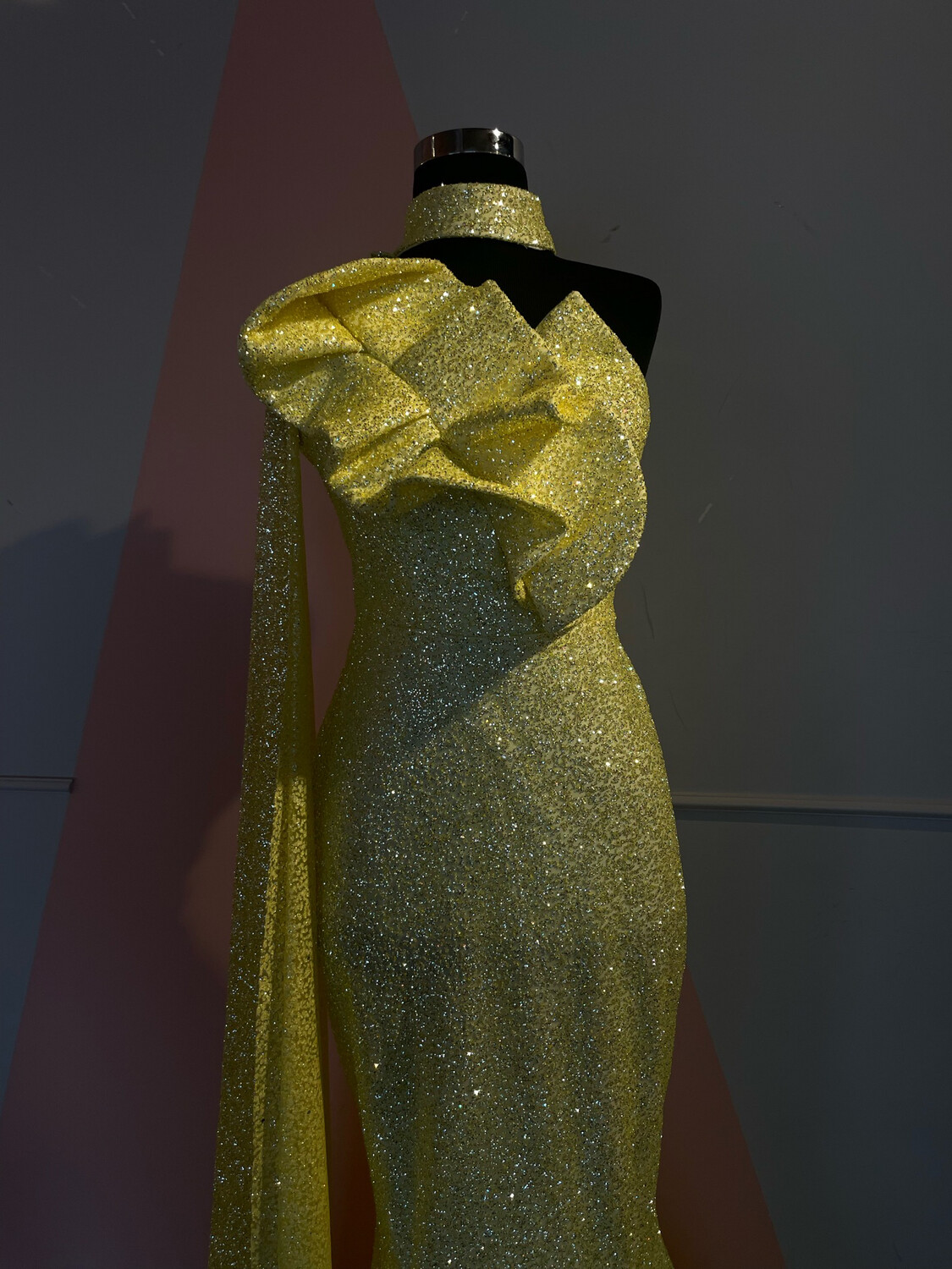 VENDIDO - Vestido Largo Amarillo- size 44 VENDIDO - Vestido Largo Amarillo- size 44