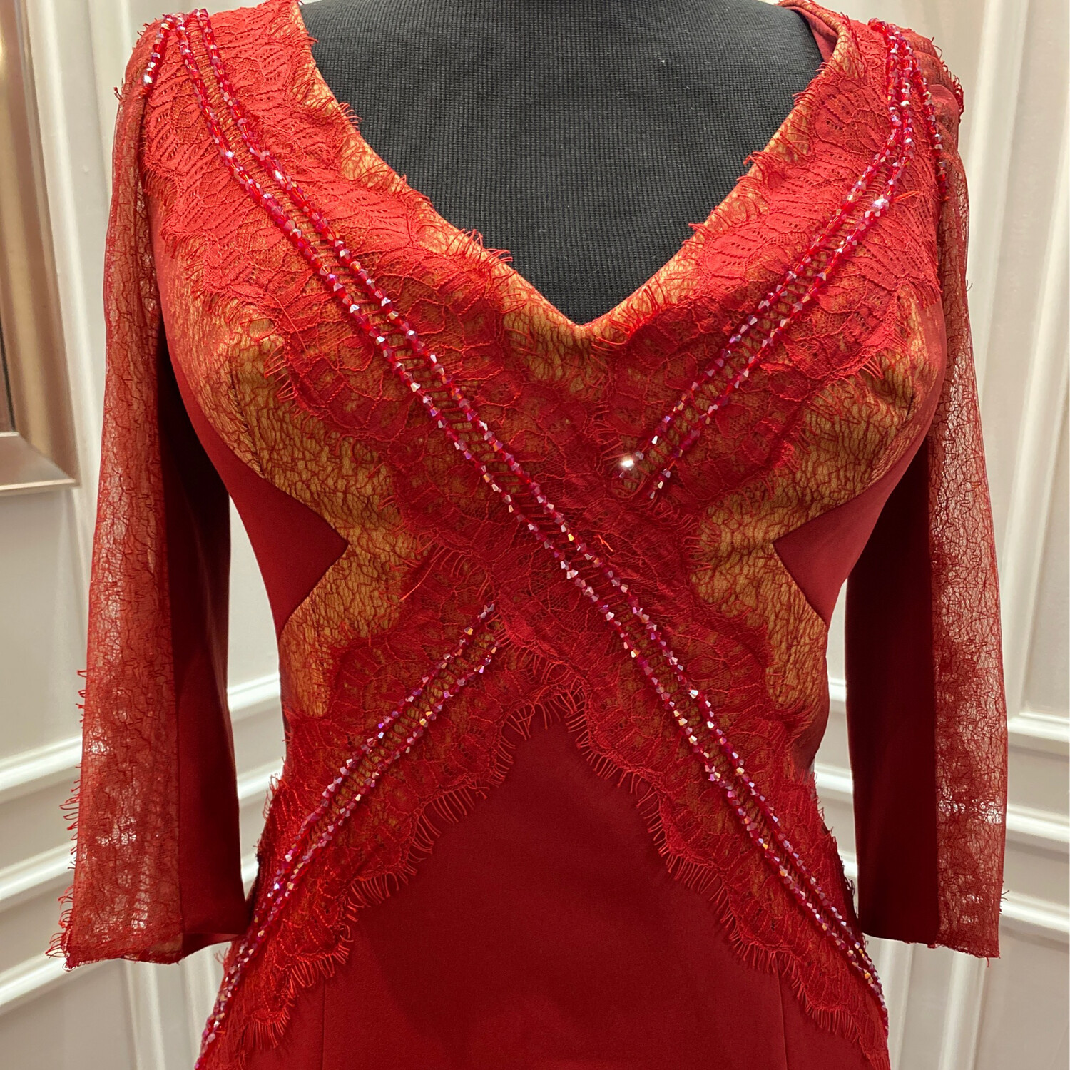Vestido Largo,	Rojo 	,Talla	42