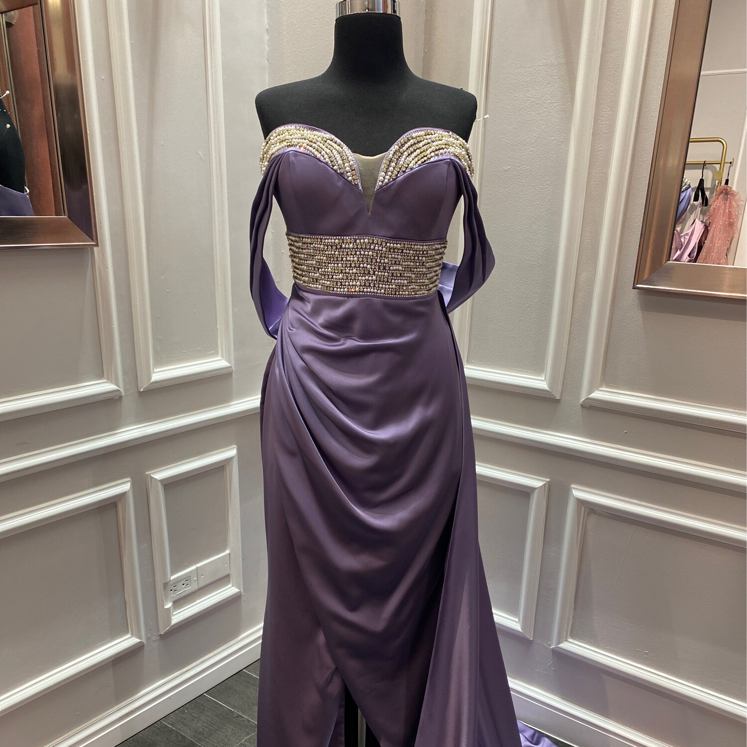 VESTIDO LARGO 	COLOR	LILA		42	EU	/	10	US