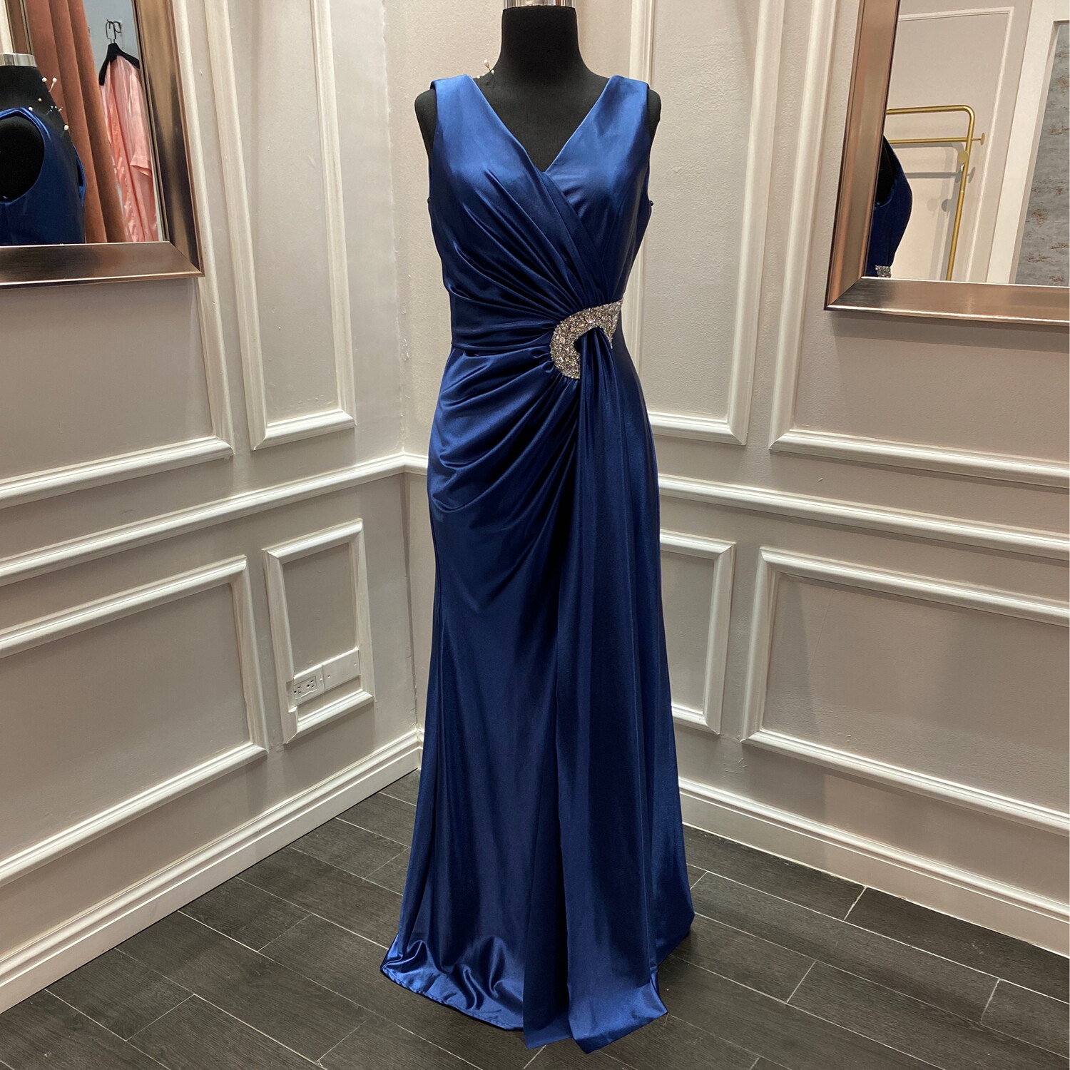 VESTIDO LARGO COLOR	AZUL 		DE	TALLA:	M	EU	/	5	US