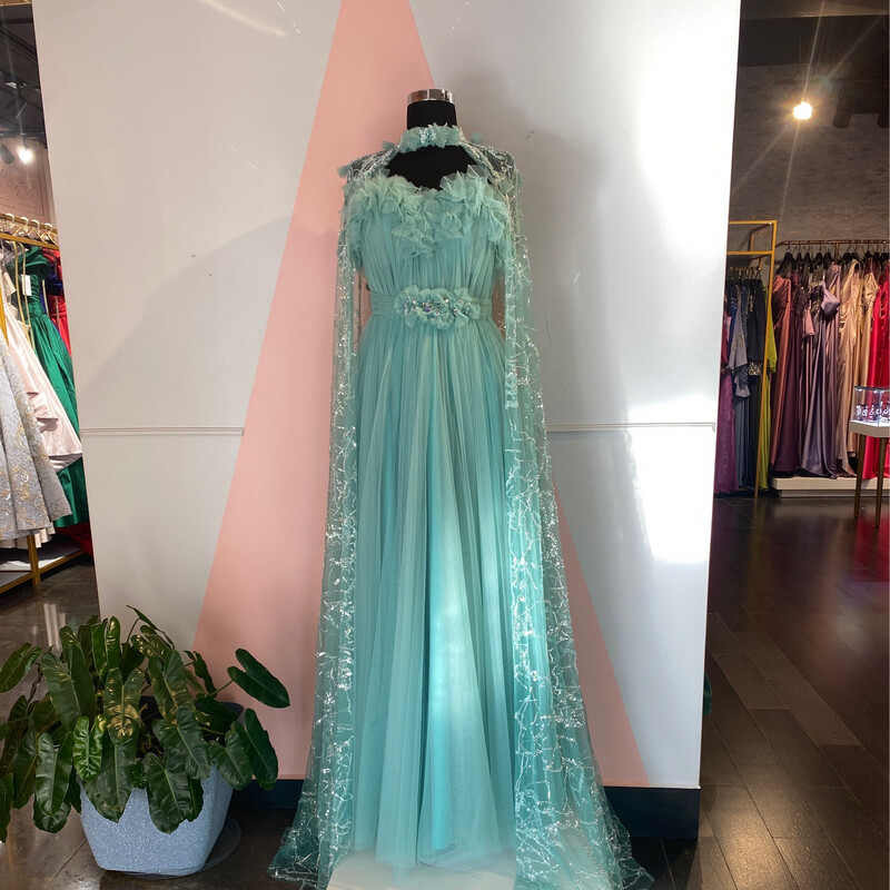 VESTIDO LARGO 	COLOR	VERDE MENTA	(MINT GREEN)	DE	TALLA:	48	EU	/	16	US