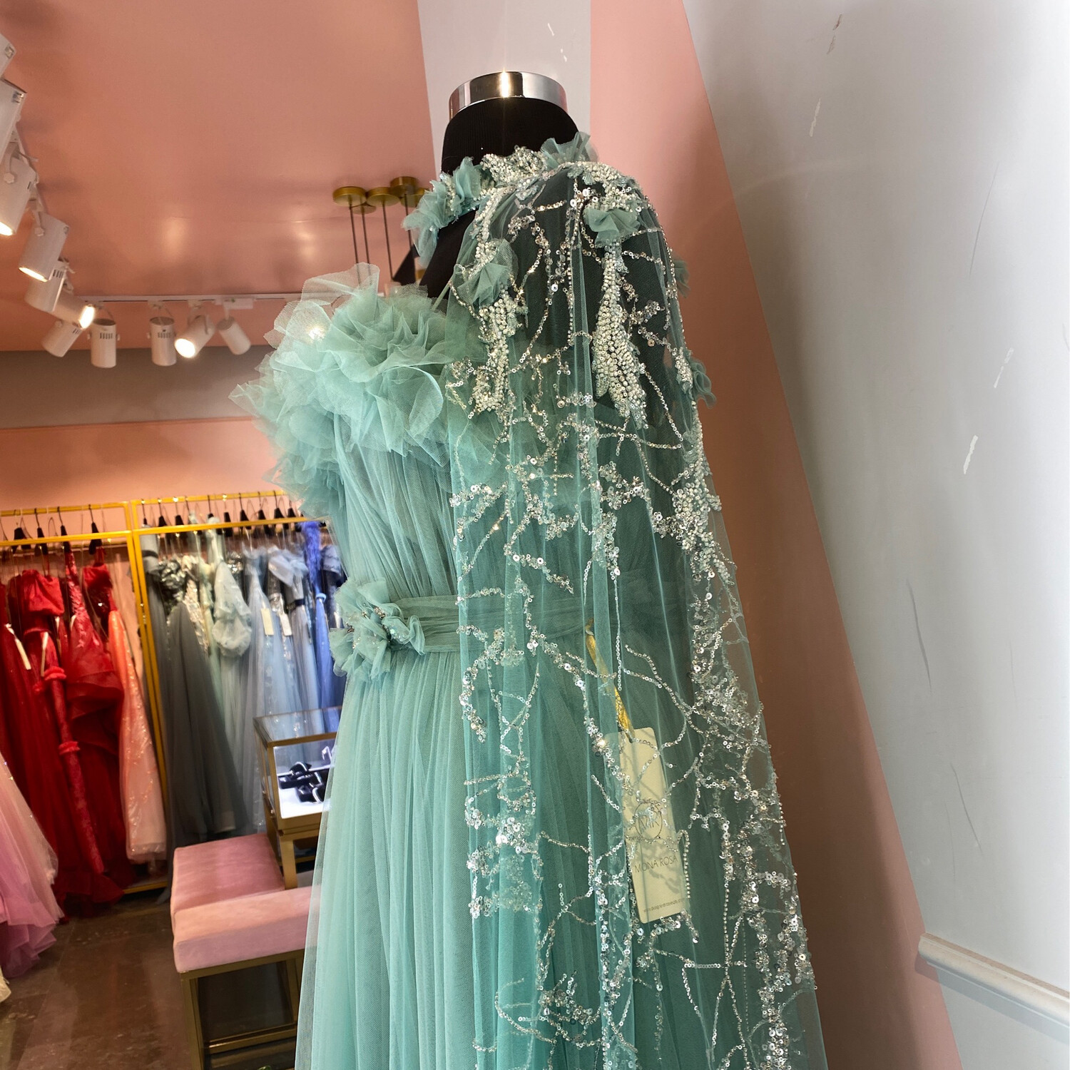 VESTIDO LARGO 	COLOR	VERDE MENTA	(MINT GREEN)	DE	TALLA:	48	EU	/	16	US